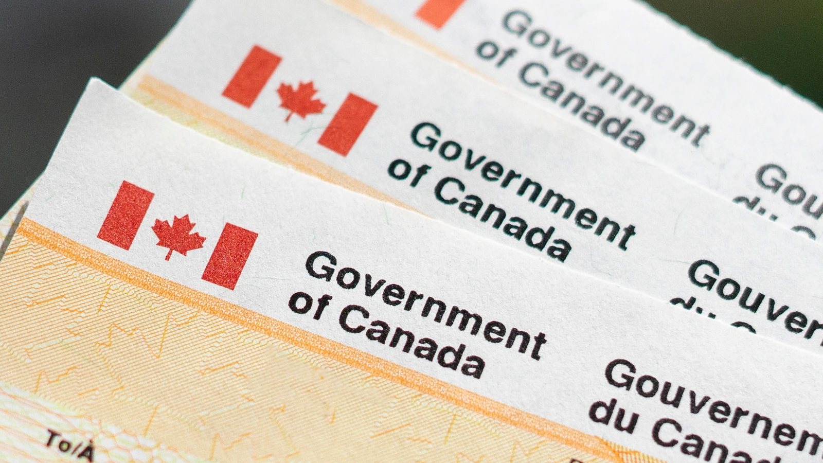 RRSP vs. TFSA: Helping your Canadian employees make the most of their benefits
