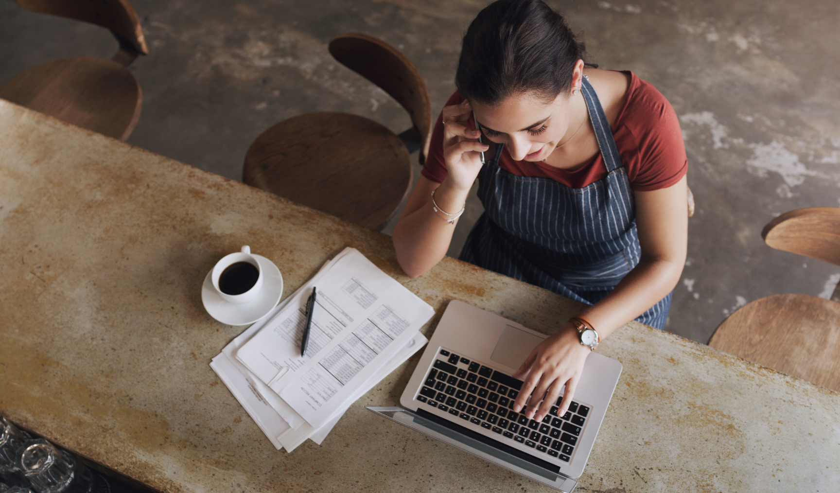Can small businesses benefit from using payroll software?
