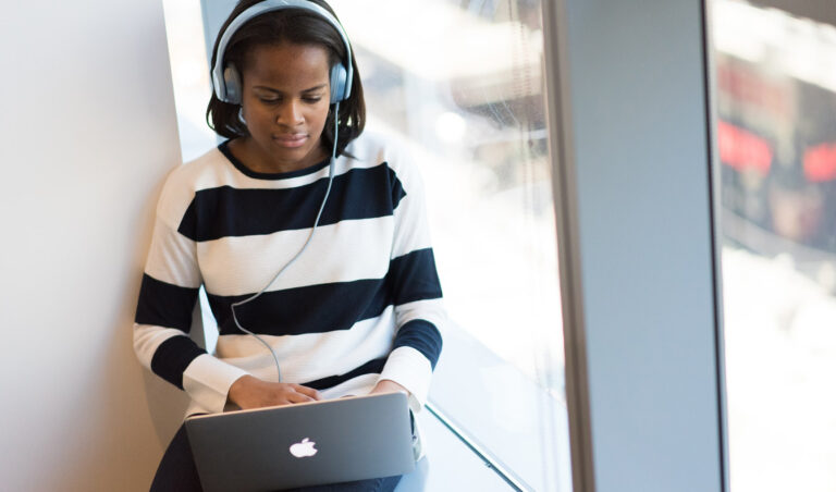 Employee feedback: 12 ways to get reviews on your company