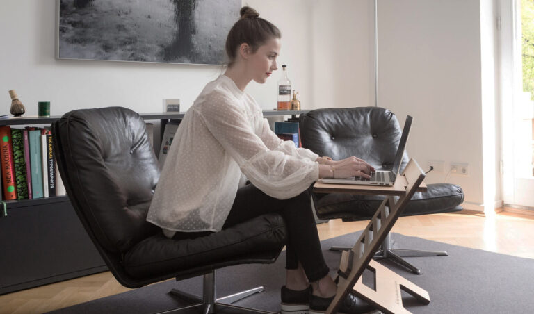 15 ways to stay connected virtually with coworkers