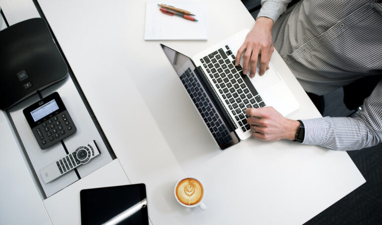 7 outdated workplace practices that deserve the boot