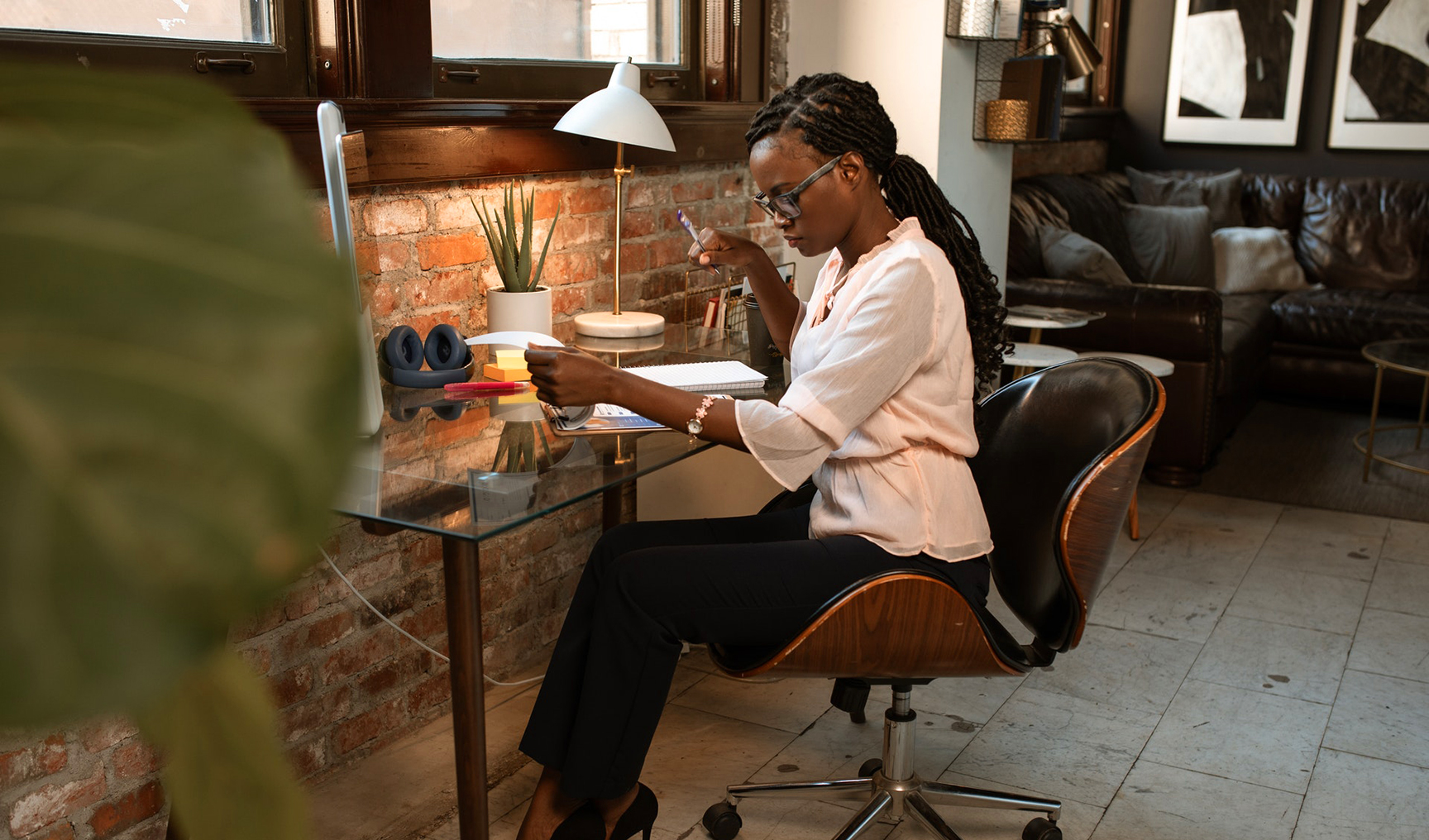 How leaders can overcome the challenges of a hybrid workforce