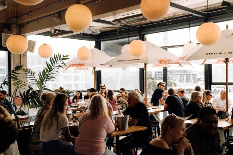 Hero Hour: Saint Alice, Auckland