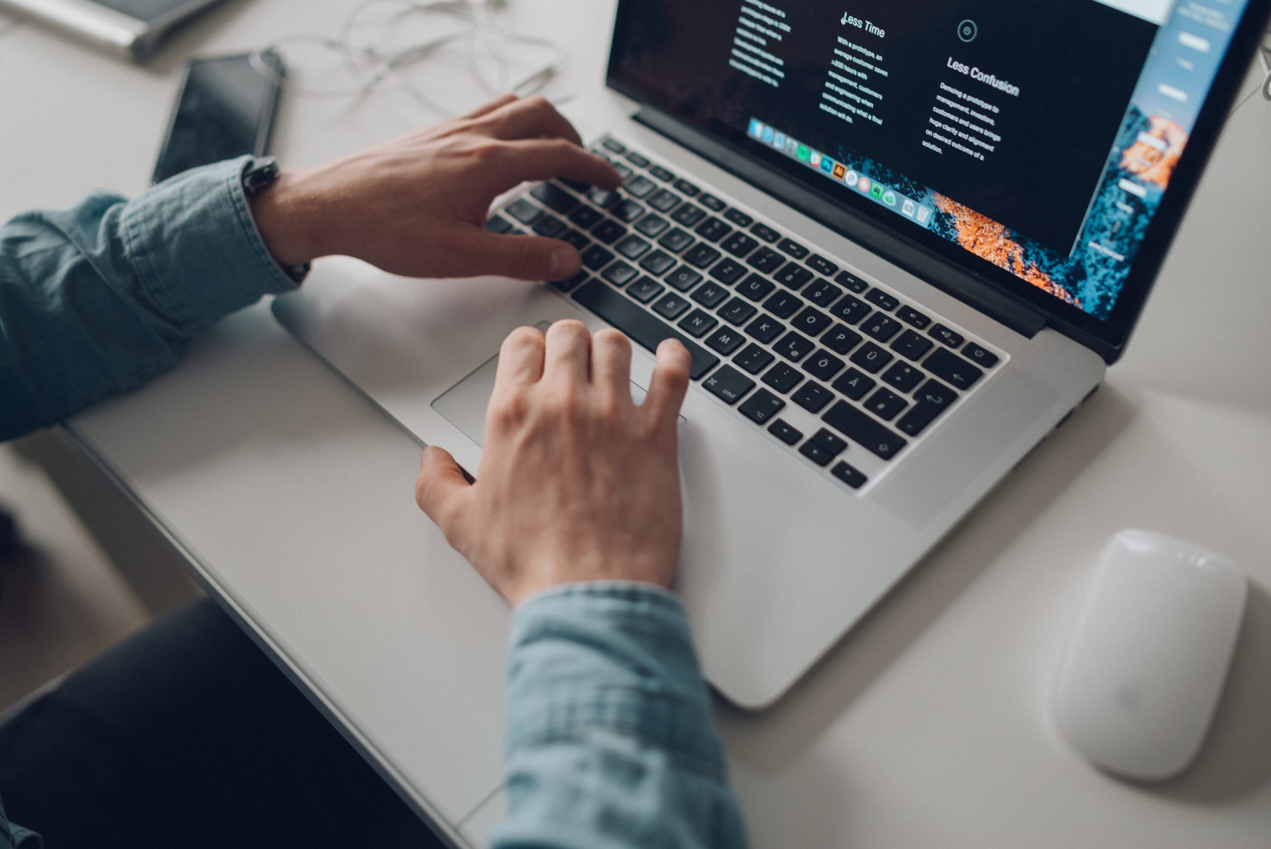 6 Benefits of Payroll Automation Using an HRIS