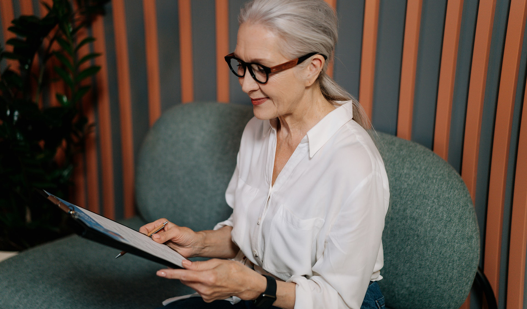 How to Conduct Employment Background Checks Compliantly
