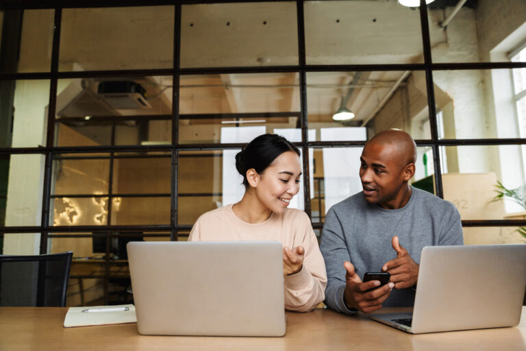SEO for payroll services: Blog writing tips to boost organic traffic