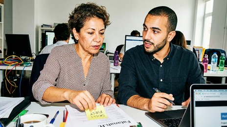 Top 5 tips for using AI for CV & cover letters