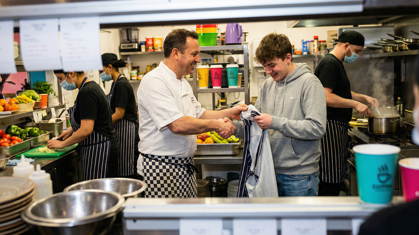 UK SMEs Defy Jobs Crisis with 4.4% Hiring Surge – But Wages Fall