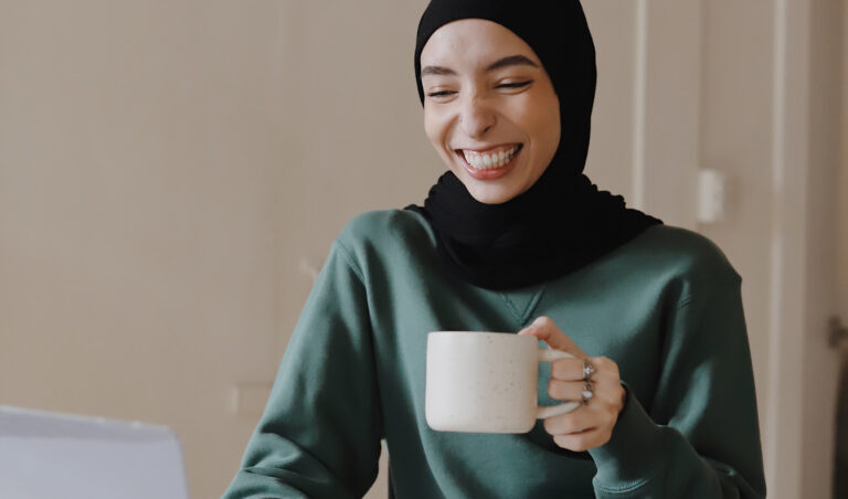 Inclusive Workplace Practices: 7 Strategies (With Examples)
