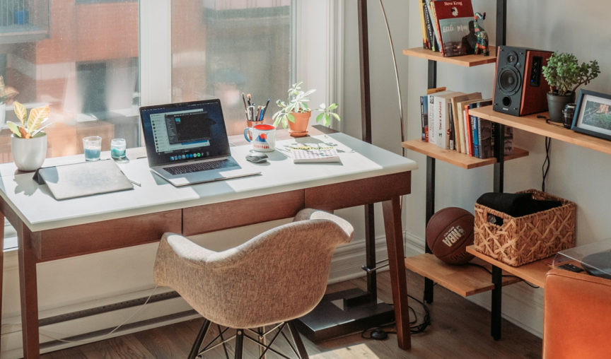 13 Work-From-Home Setup Ideas for a More Productive 2023