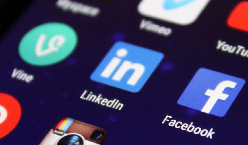 How to create a standout LinkedIn profile for HR professionals