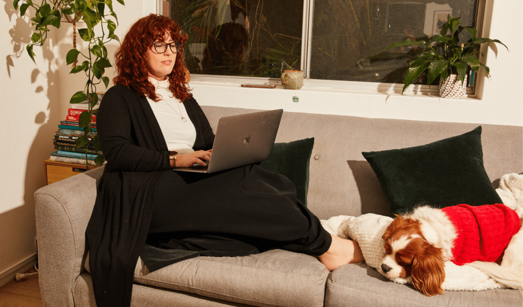 Want to work at home with your furry friends? You'll need to know how to write your CV to attract remote roles in 2023. 