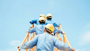 Teen Aussies clock more hours as Gen Z slows