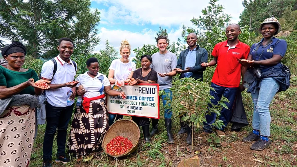 Julia Tink and Trent Knox with Rwandan coffee farmers
