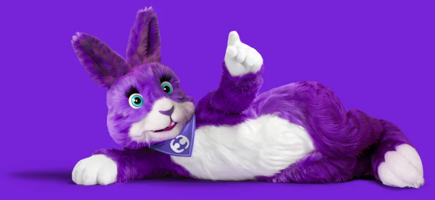 Employment Hero mascot giving a thumbs up