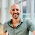 Dr Oliver Suendermann Headshot
